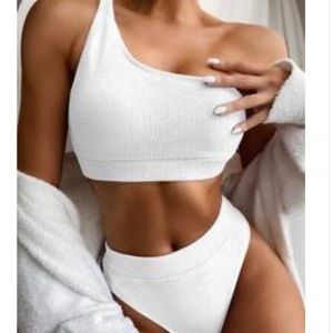Shein White One Shoulder Bathing suit